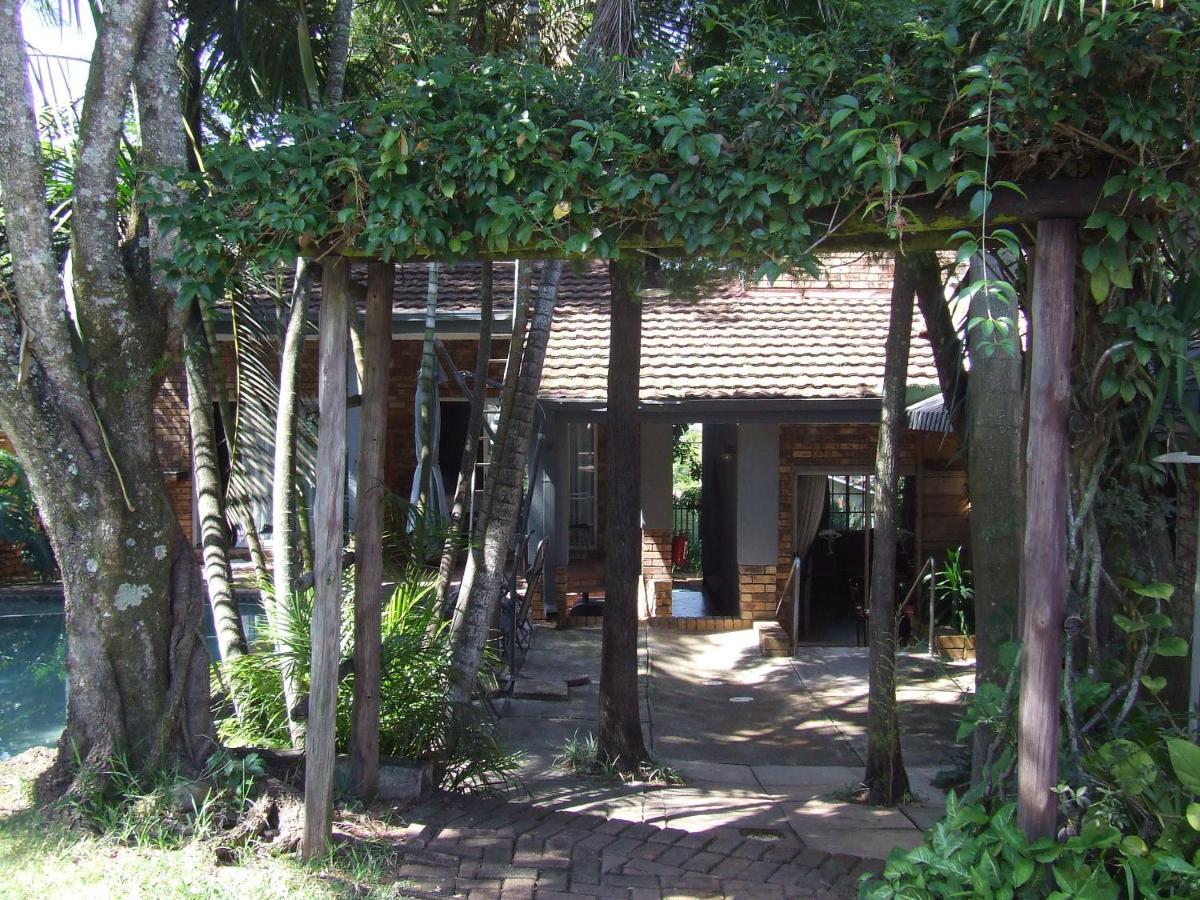 Kruger'S Guest House White River Exterior foto