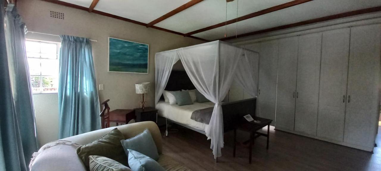 Kruger'S Guest House White River Exterior foto